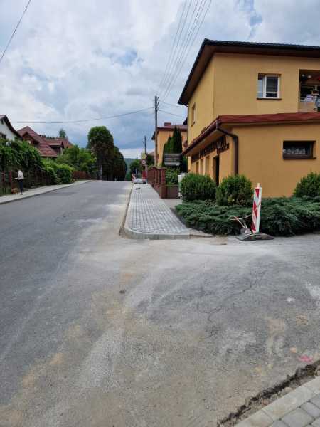 4 nowe przejścia dla pieszych przy ul. Bełskiej i ul. Jana Pawła II